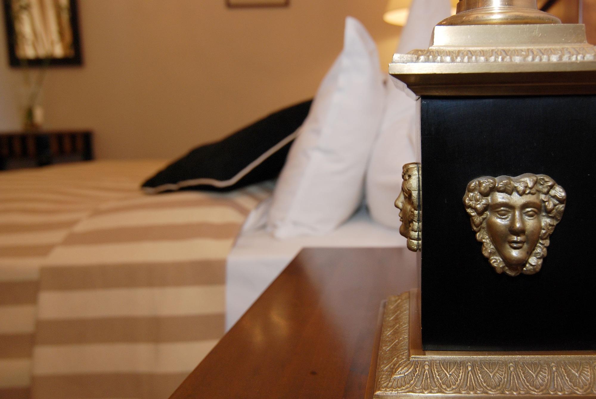 Arc De Triomphe Aparthotel