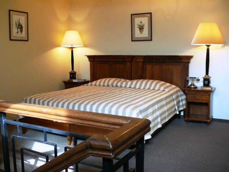 Aparthotel Arc De Triomphe 4*