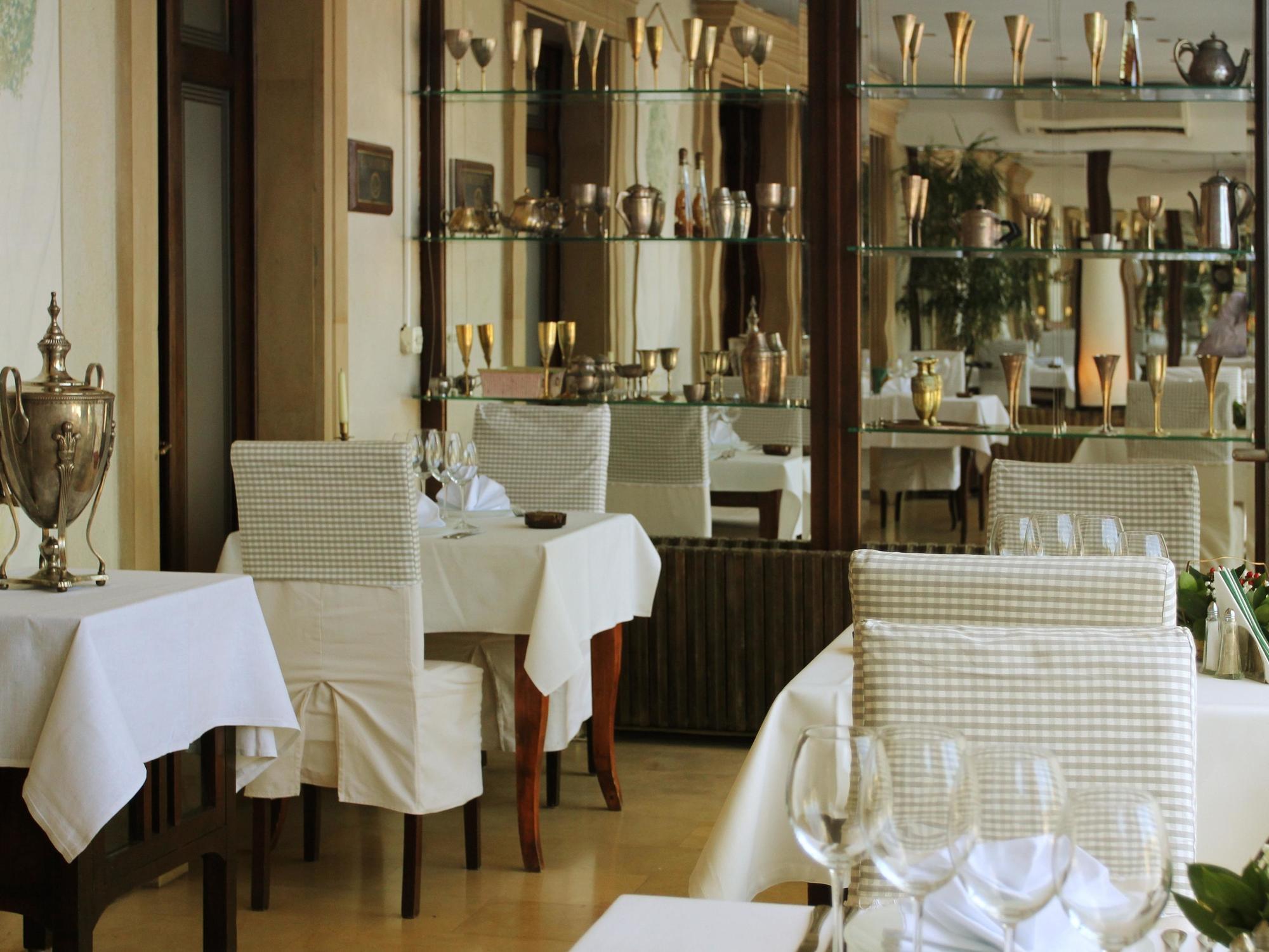Aparthotel Arc De Triomphe 4*