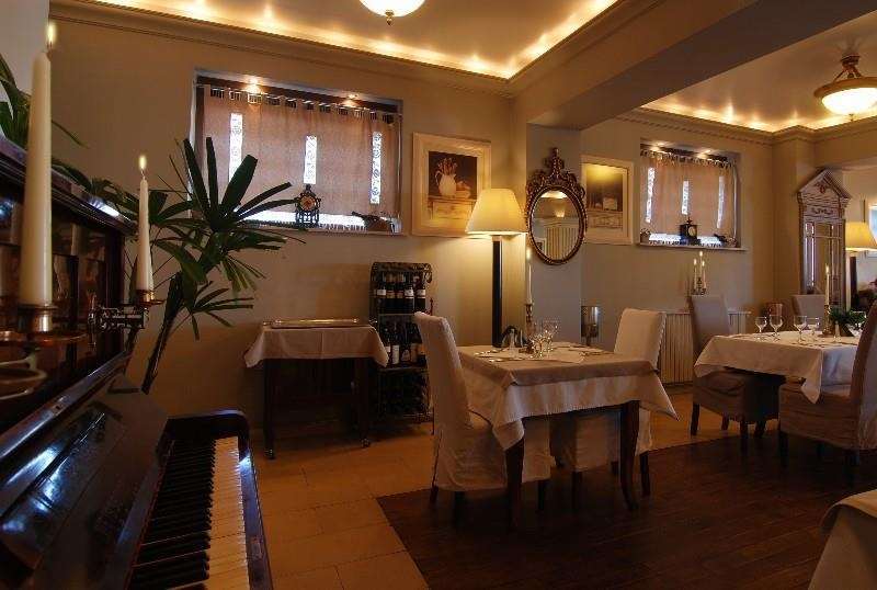 Arc De Triomphe Aparthotel 4*